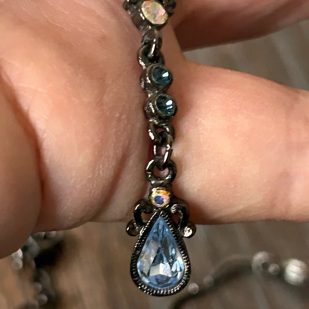 1928 brand necklaces blue & Purple Crystals gunmetal hardware - Picture 4 of 17